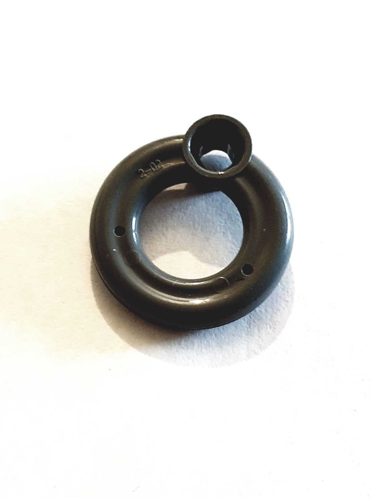 Gebrauchsgegenstand Rettungsring Toilettendeckel neudunkelgrau