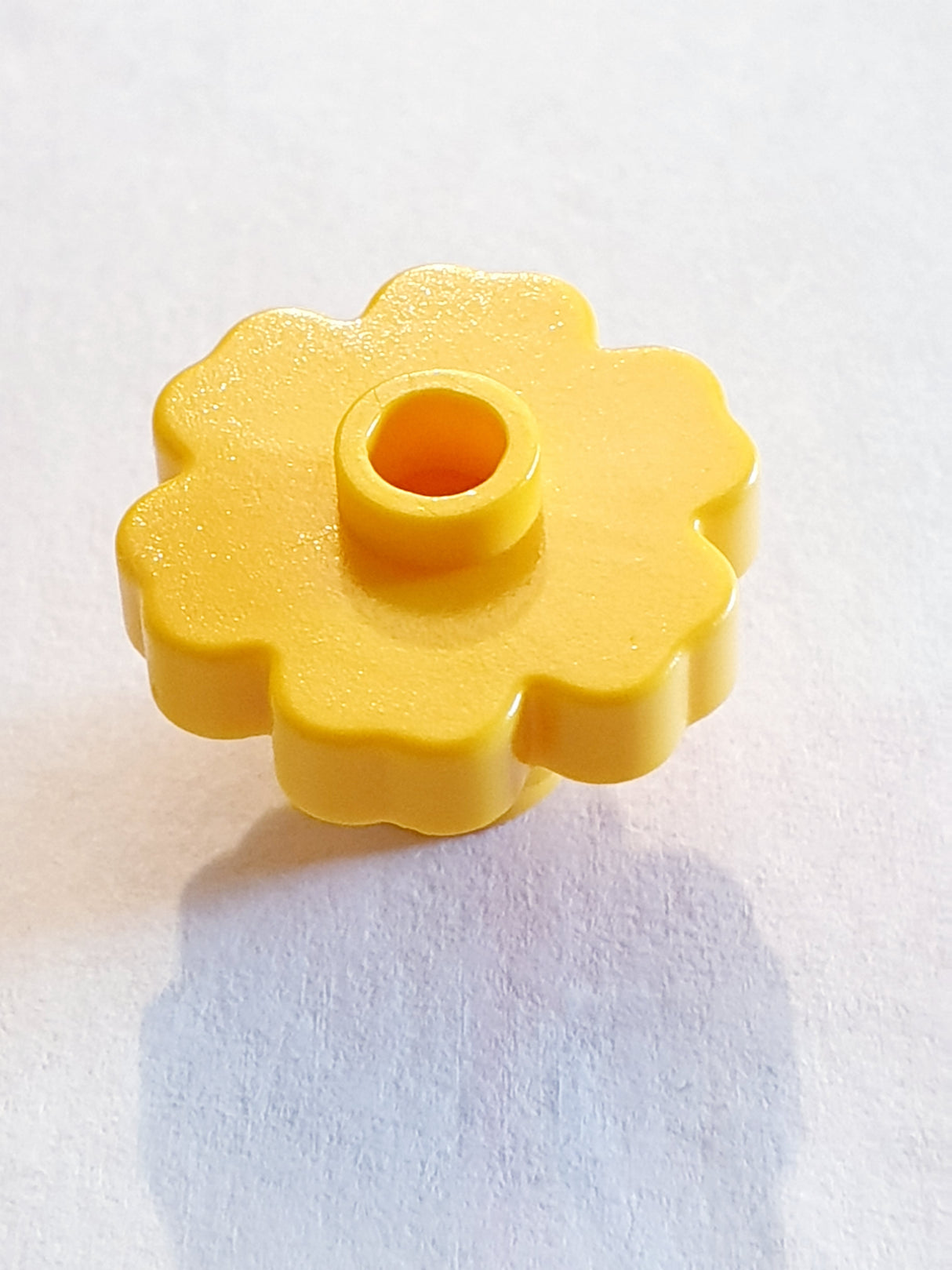 1x1 Blume Basis mit 2x2 Blüte mit offener Noppe gelb