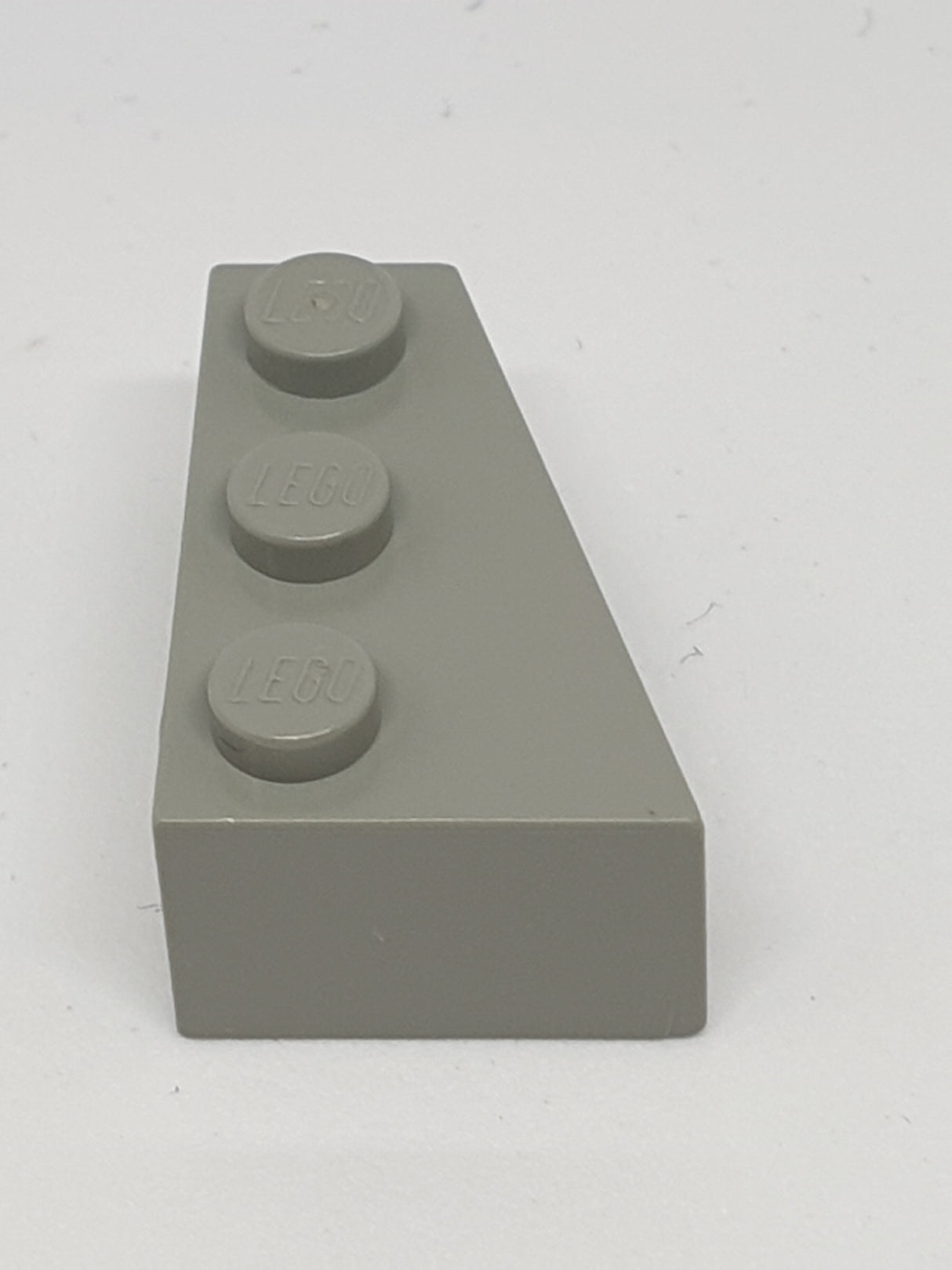 2x3 Dachstein / Keil rechts althellgrau light gray