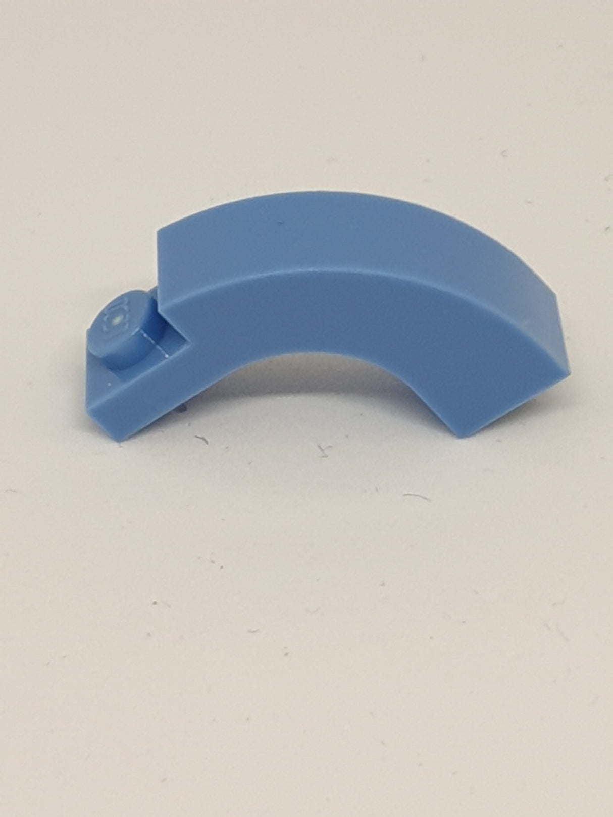 1x3x2 Halbbogenstein rund mittelblau