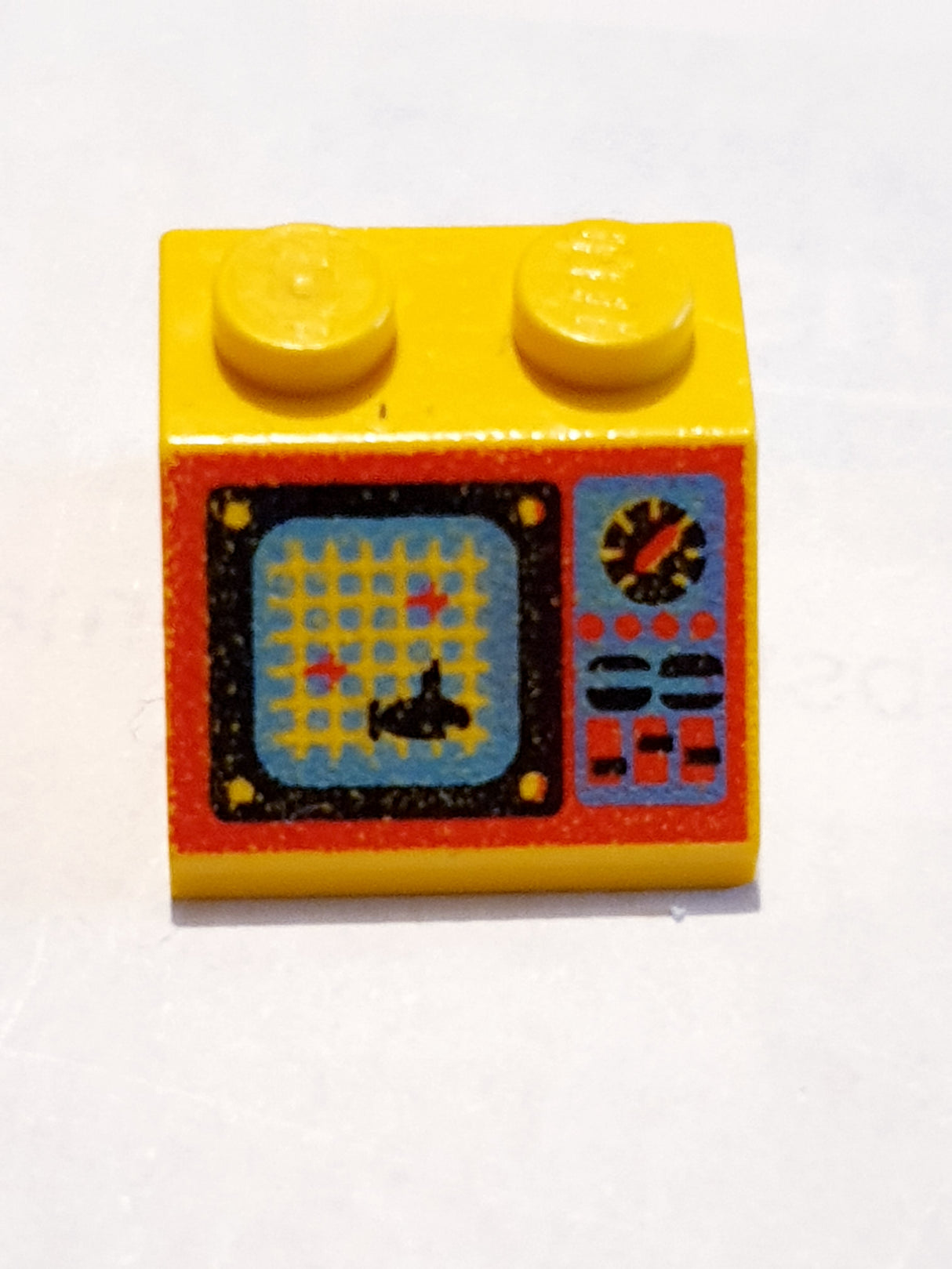 2x2 Dachstein 45° bedruckt with Aquazone Pattern gelb
