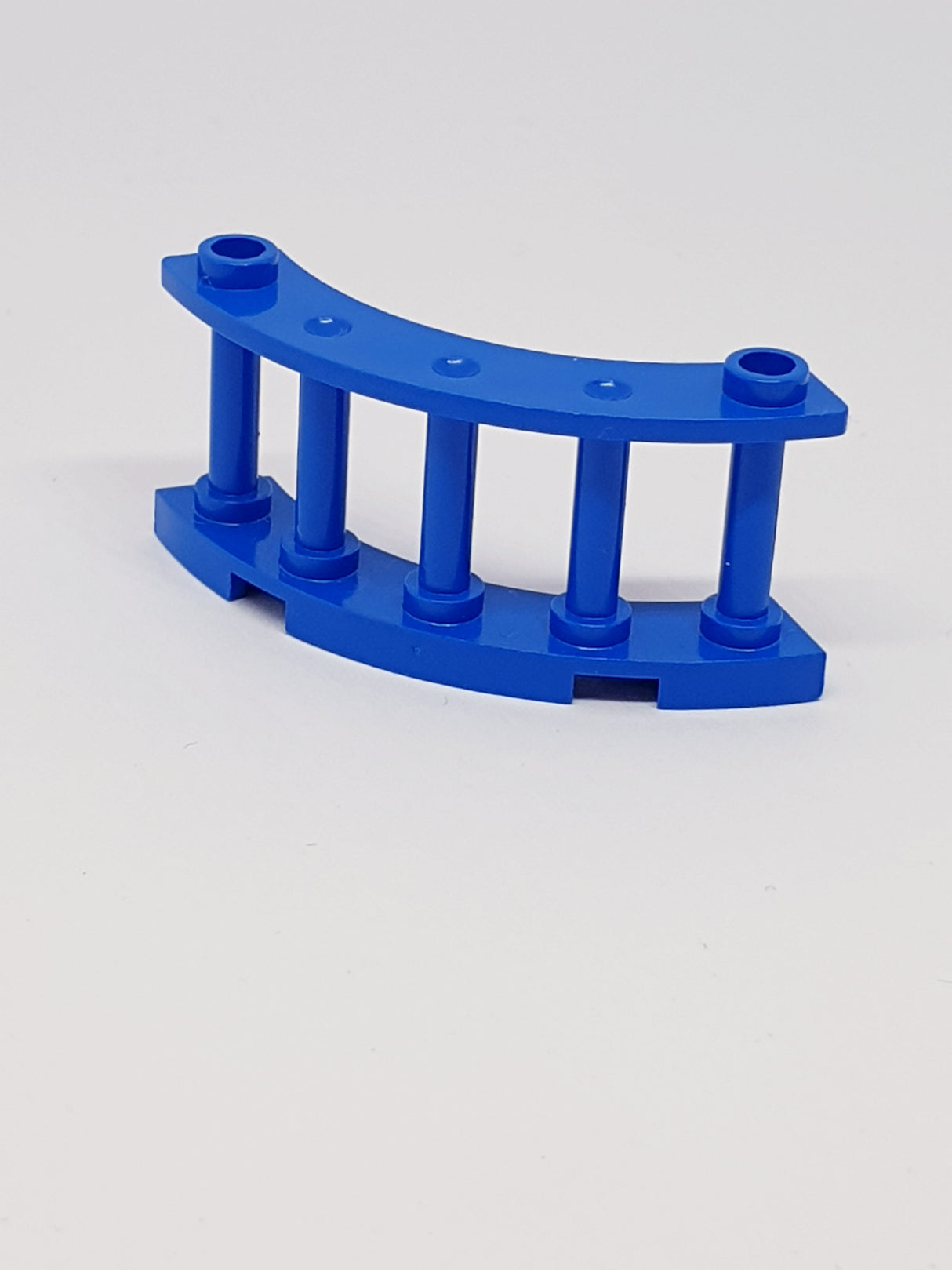4x4x2 Zaun mit Stäben 1/4  2 Noppen Kreis blau