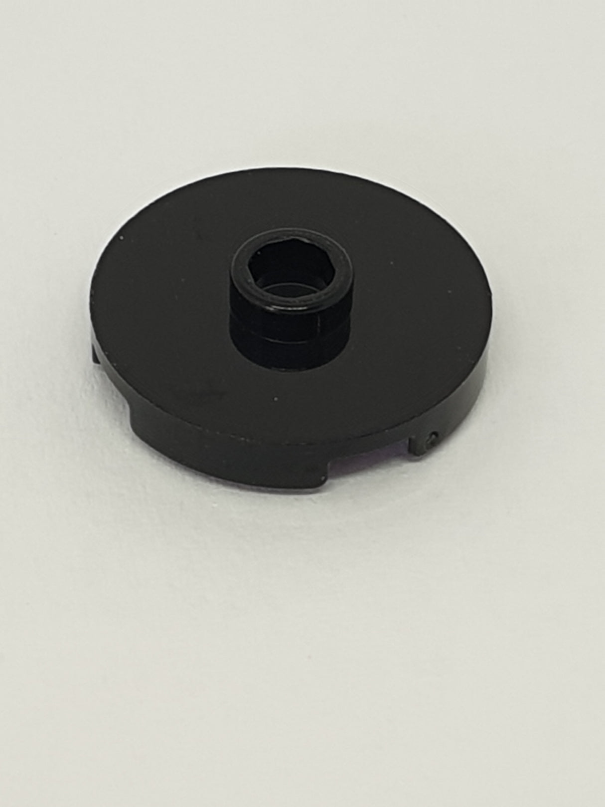 2x2 Fliese rund mit Noppe schwarz black