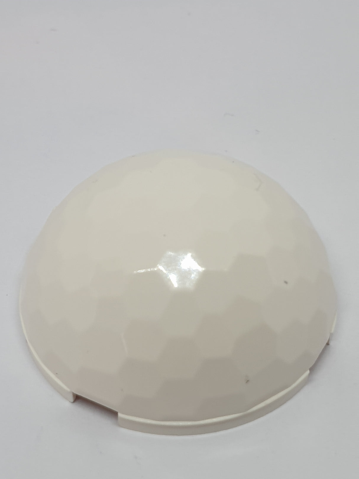 4x4 Hemisphere Ø31,84 Halbkugel facettiert weiß white