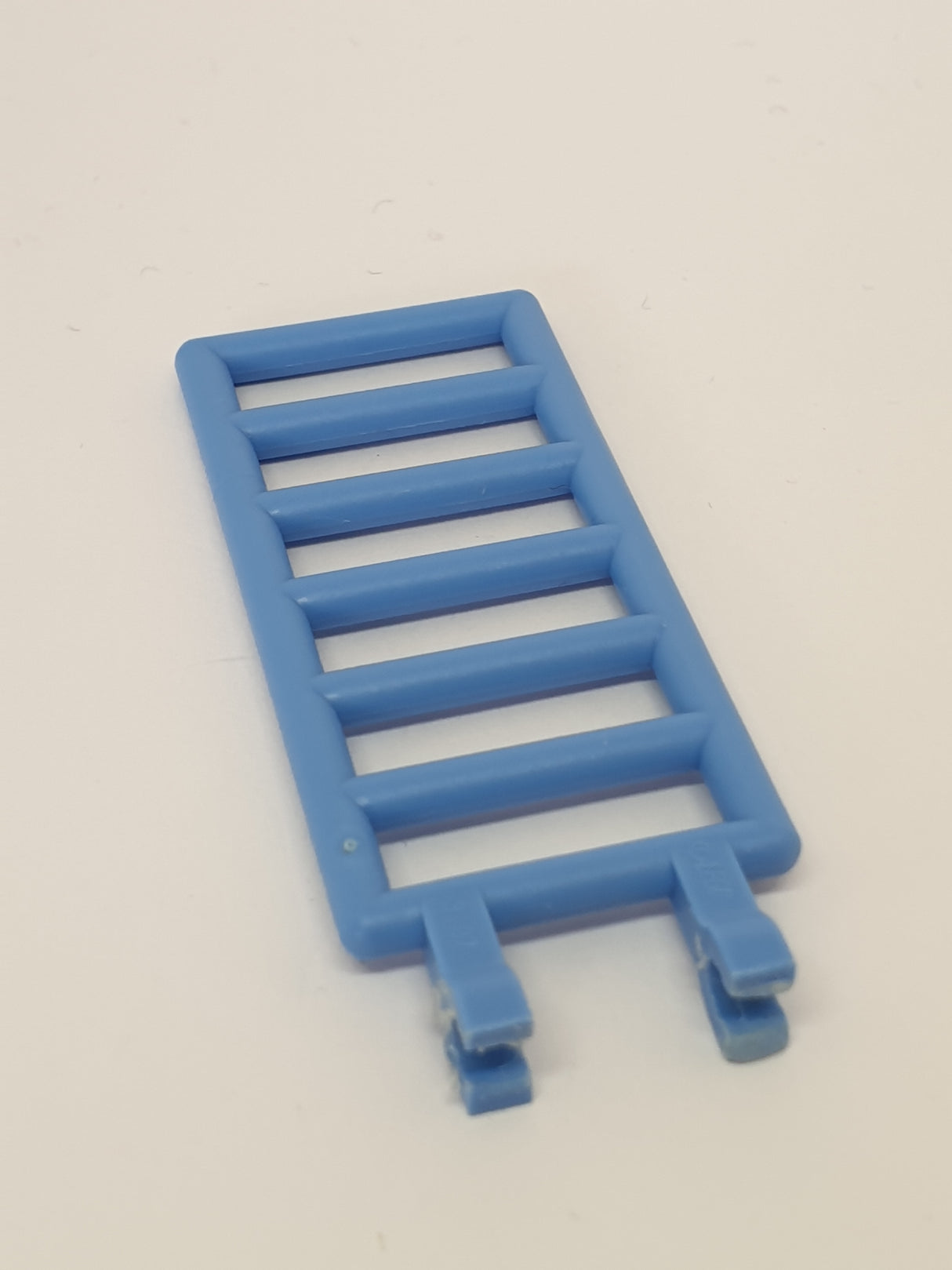 7x3 Leiter mit 2 Clips mittelblau