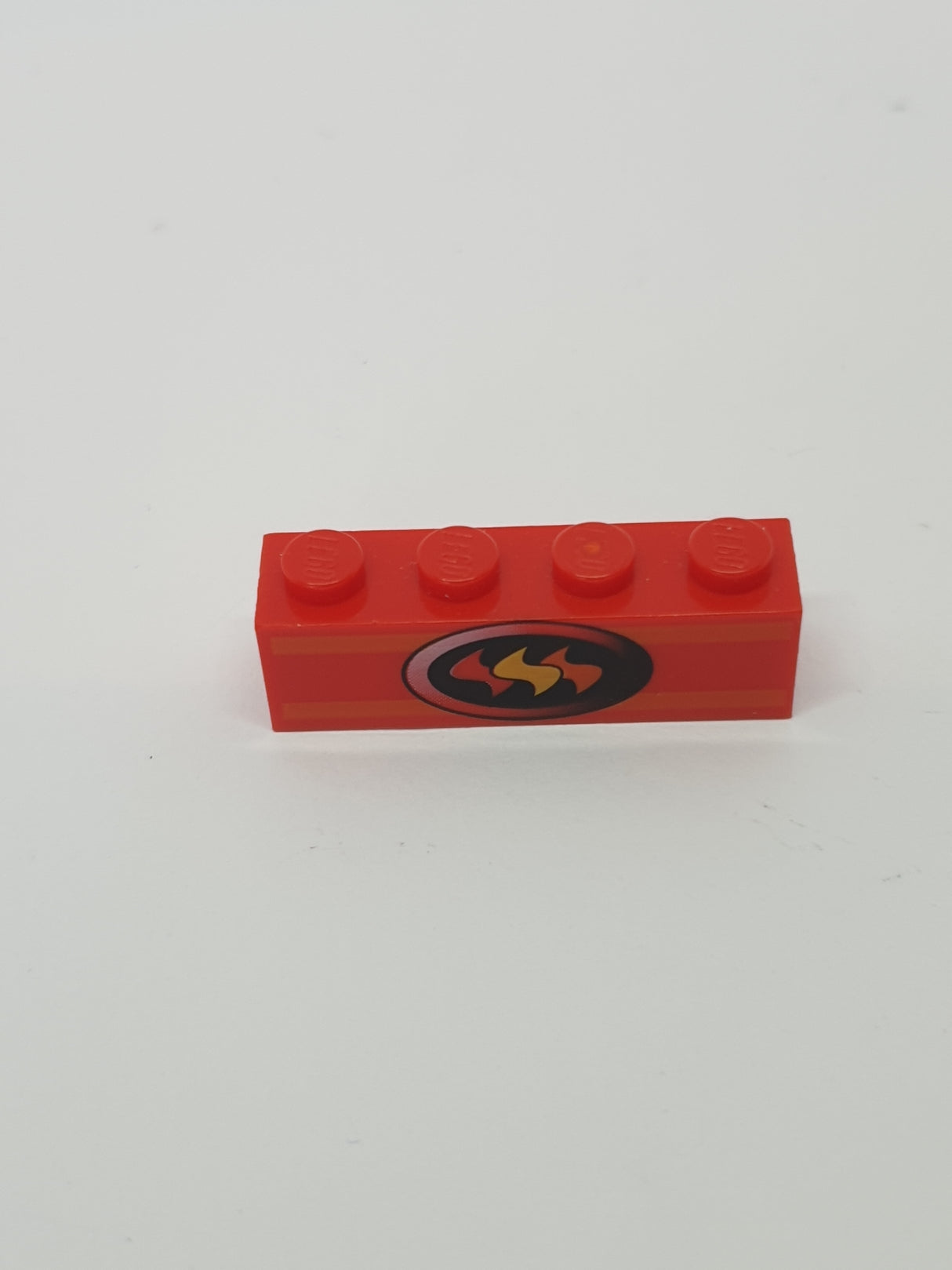 1x4 Stein bedruckt mit Fire Logo Pattern rot