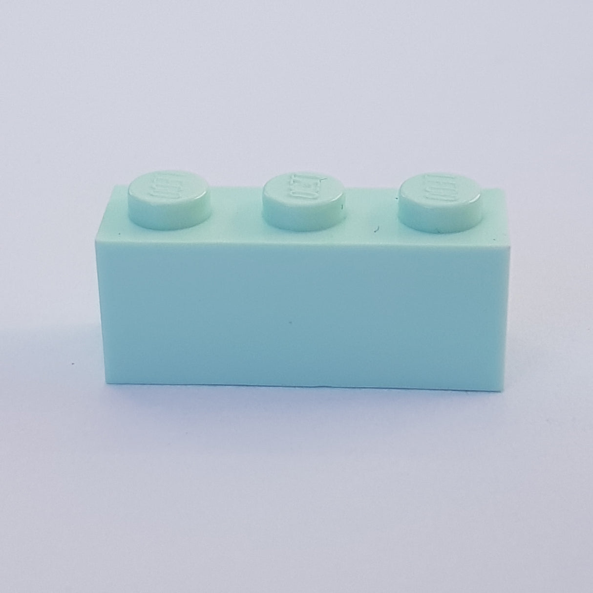 1x3 Stein hellaqua light aqua