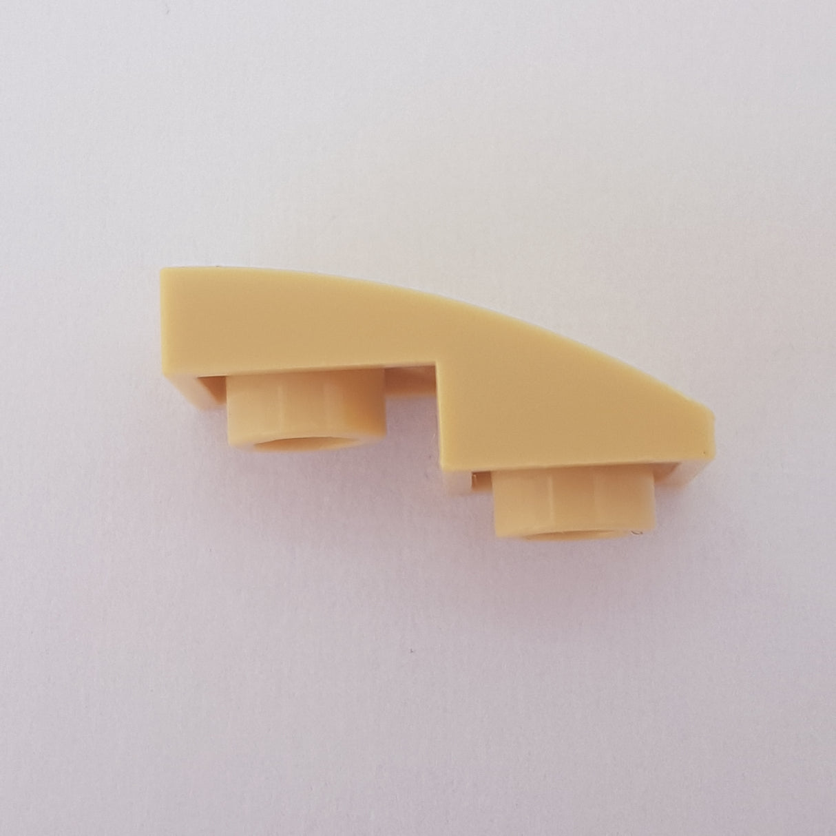1x2 Halbbogenstein invertiert mit Noppen beige tan