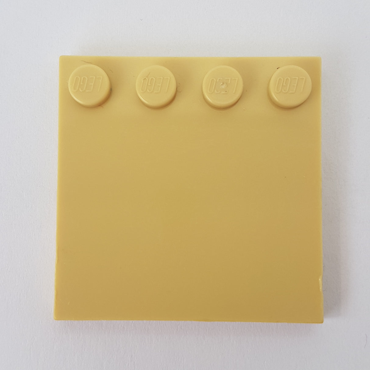 4x4 Fliese modifiziert mit 4 Noppen beige Tan