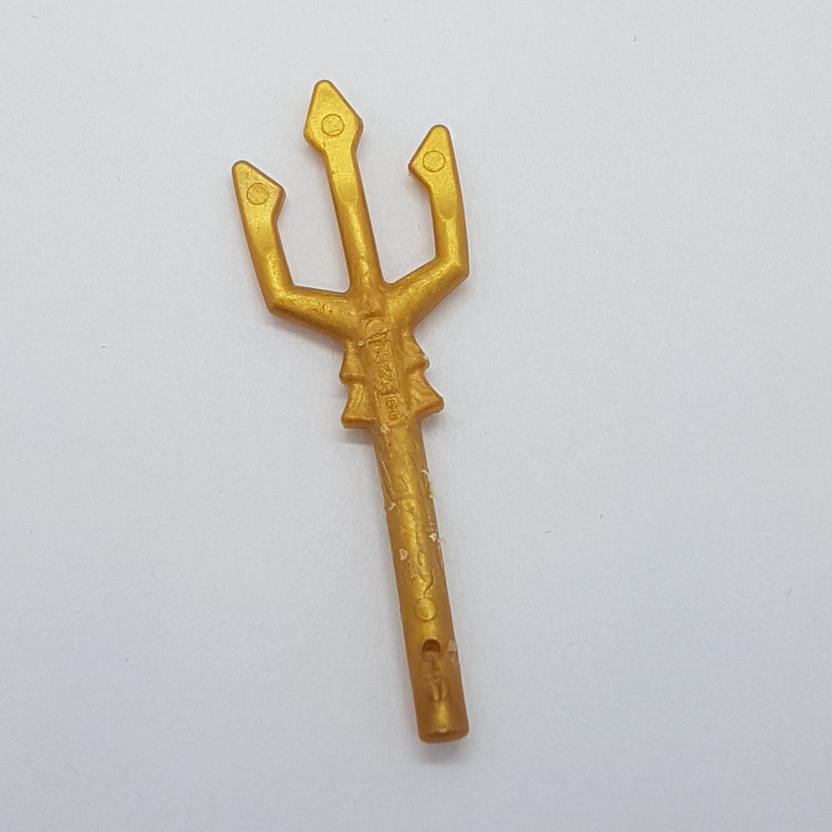 Waffe Speer Dreizack pearlgold pearl gold