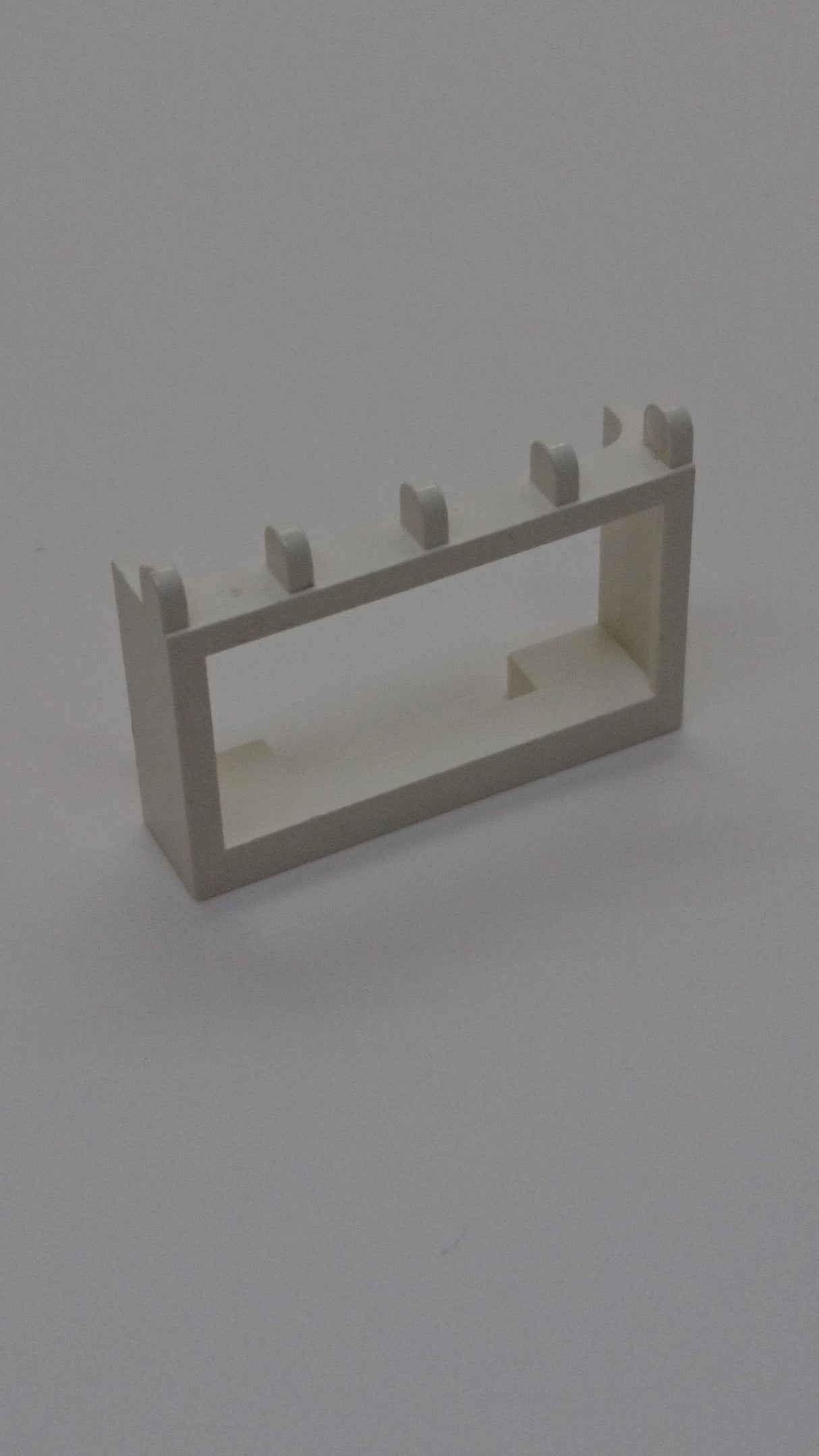 1x4x2 Dachhalter Schanierstein weiß white