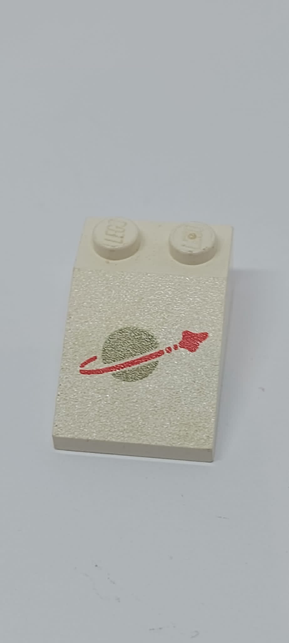 2x3 Dachstein 25° bedruckt with Classic Space Logo Pattern weiß white