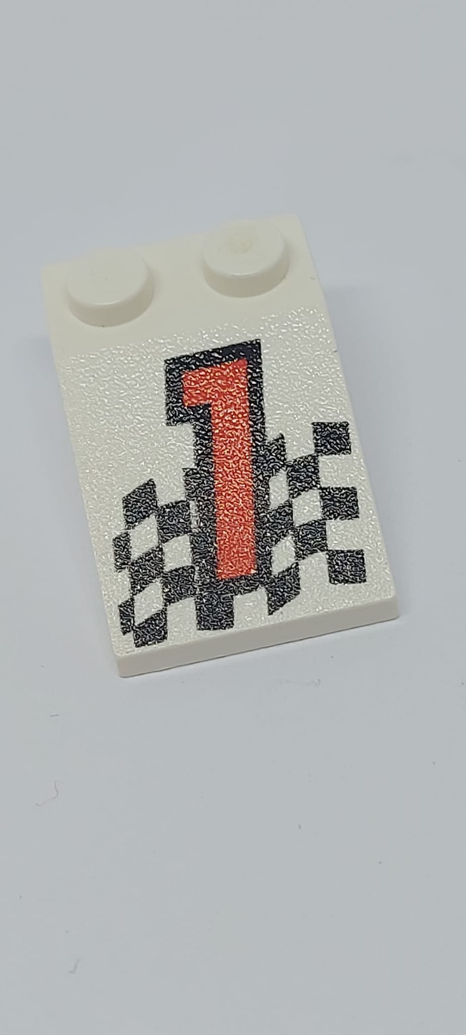 2x3 Dachstein 25° bedruckt with Red Number 1 and Checkered Flag Pattern weiß white