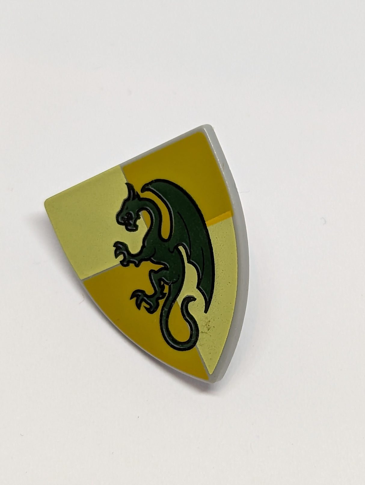 Schild bedruckt Triangular with Dark Green Dragon on Bright Light Yellow and Ochre Quarters Background Pattern neuhellgrau light bluish gray