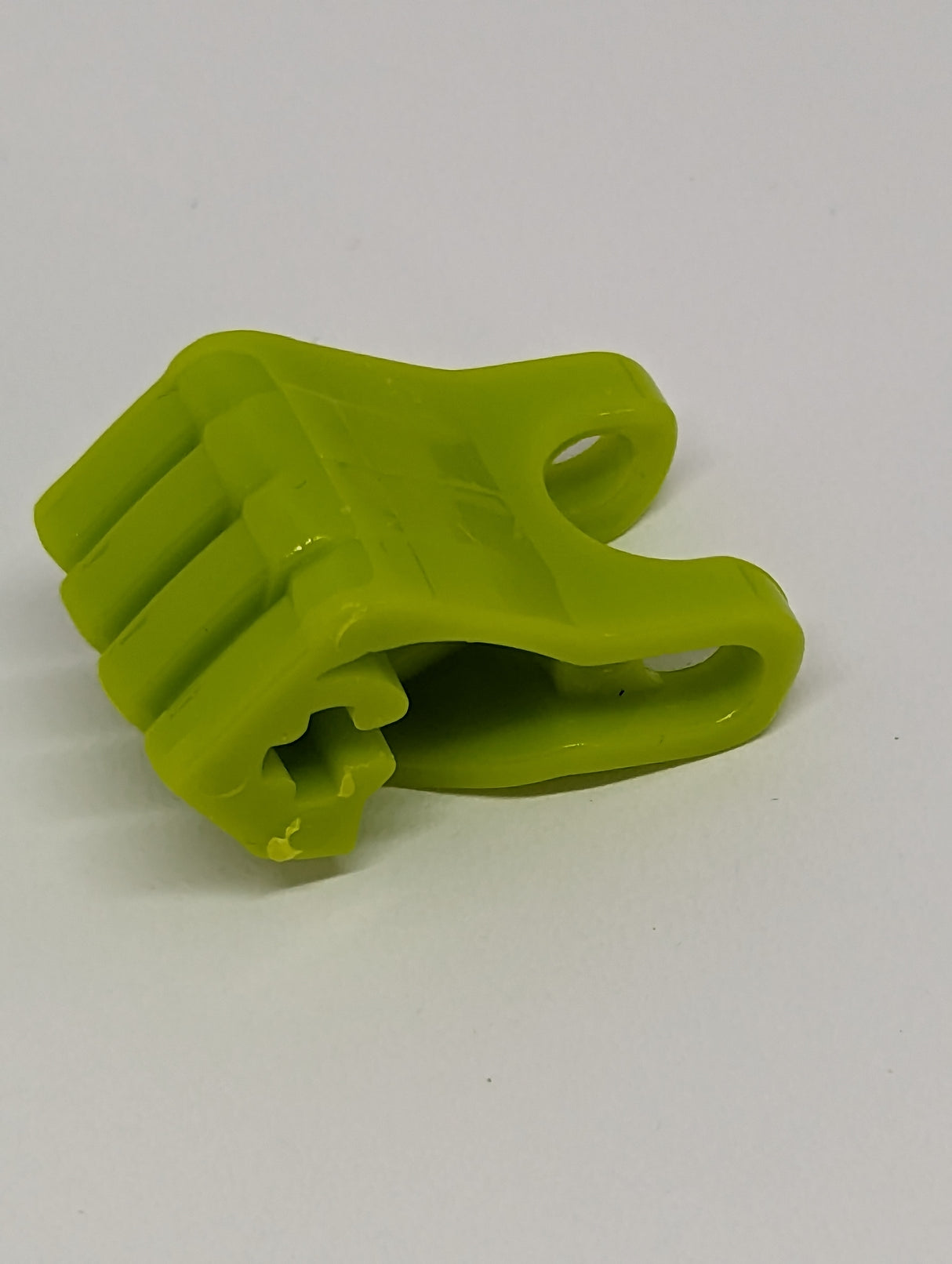 Hero Factory Hand Faust mit Achsloch, 4 Finger Flat lindgrün