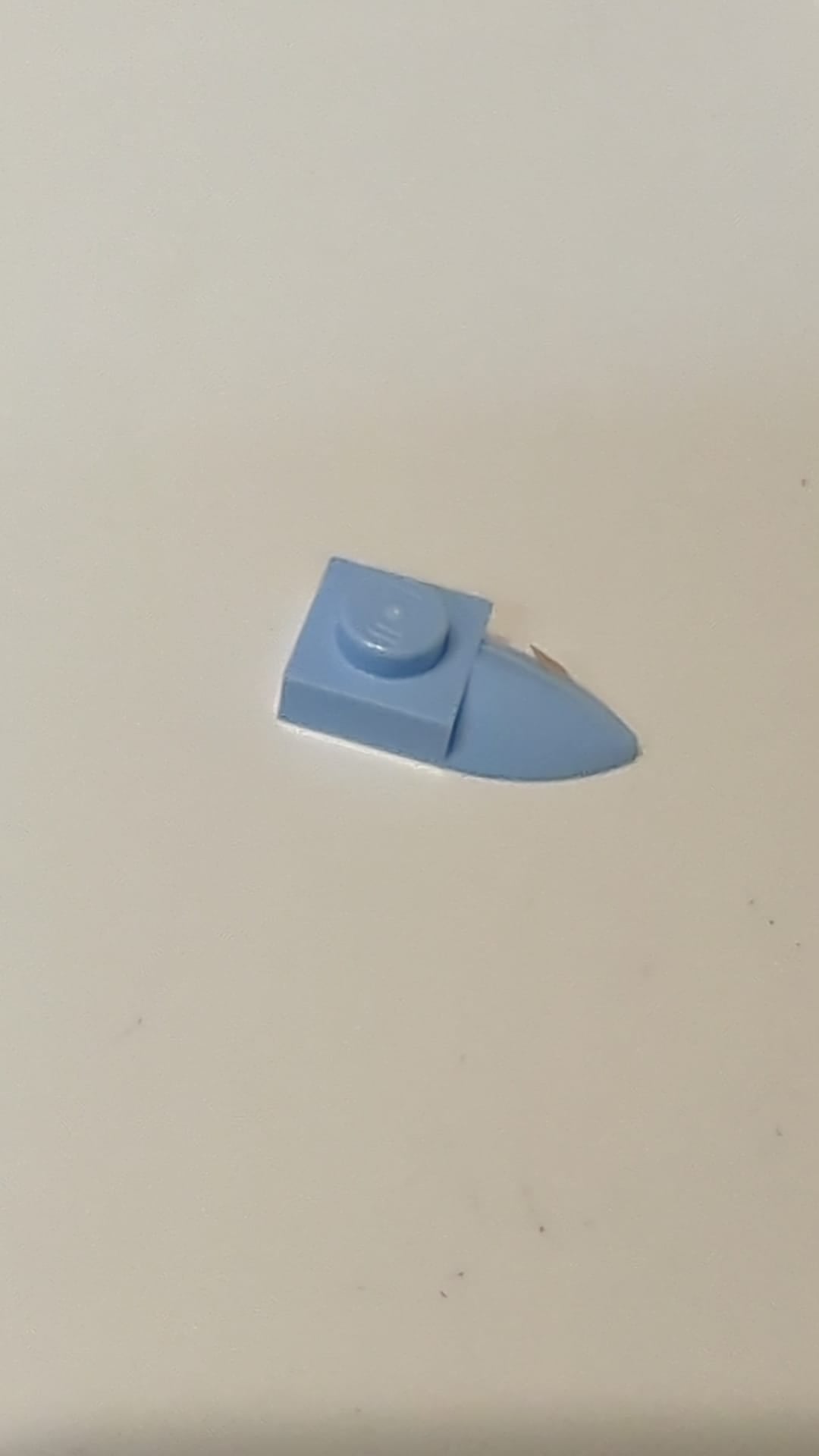 NEU 1 x 1 Platte, modifiziert mit horizontalem Zahn hellblau