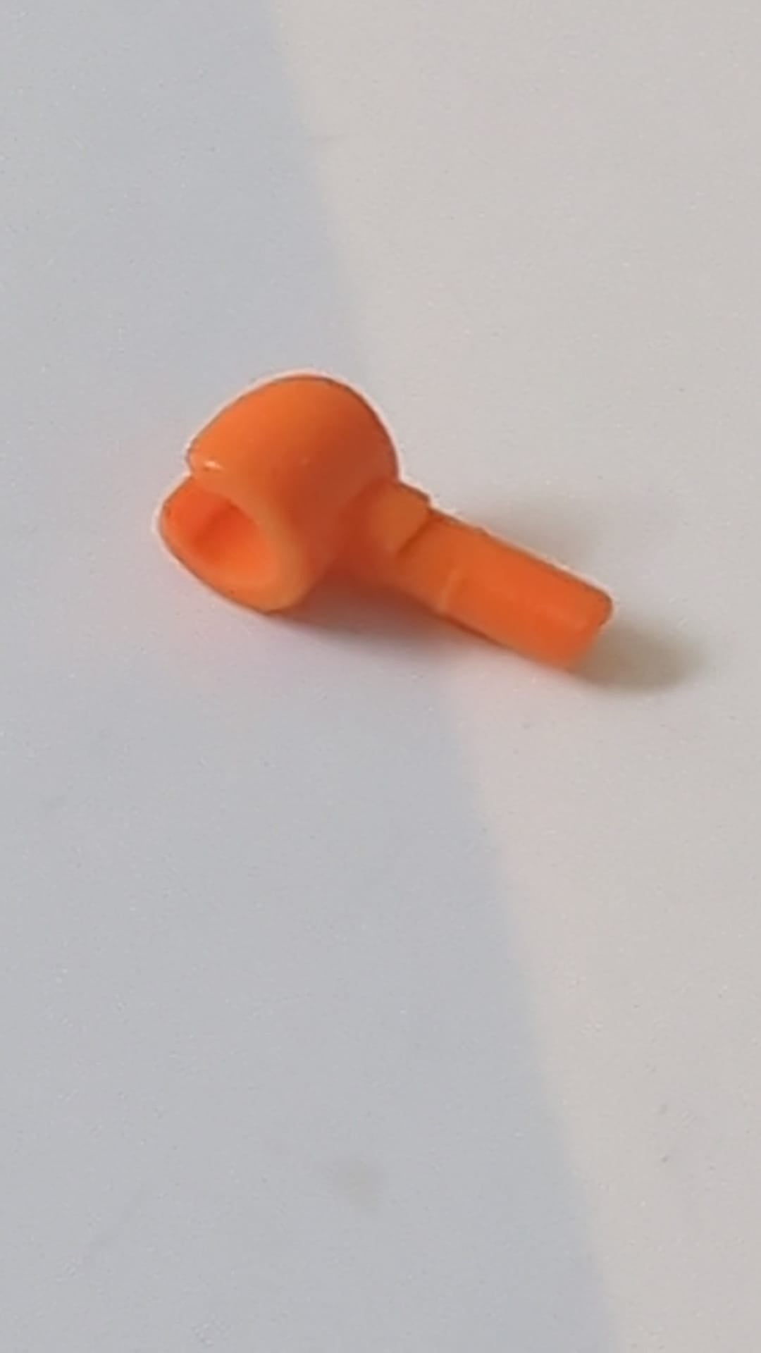 Hand orange