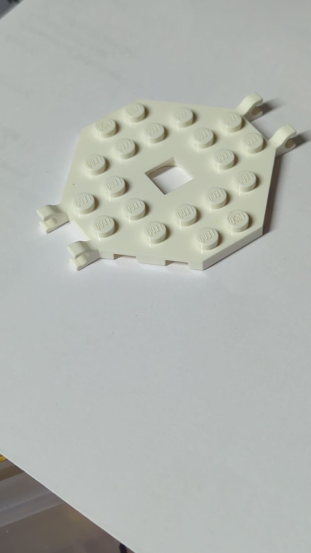 6x6 Bootsmast Plattform mit 4 Clips weiß