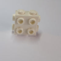 1x2x1 2/3 modifizierter Stein mit Noppen auf drei Seiten weiß white