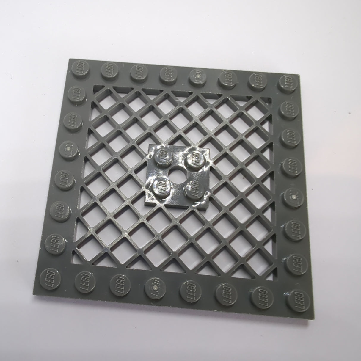 8x8 modifizierte Platte mit Gitter und Loch in Mitte neudunkelgrau dark bluish gray