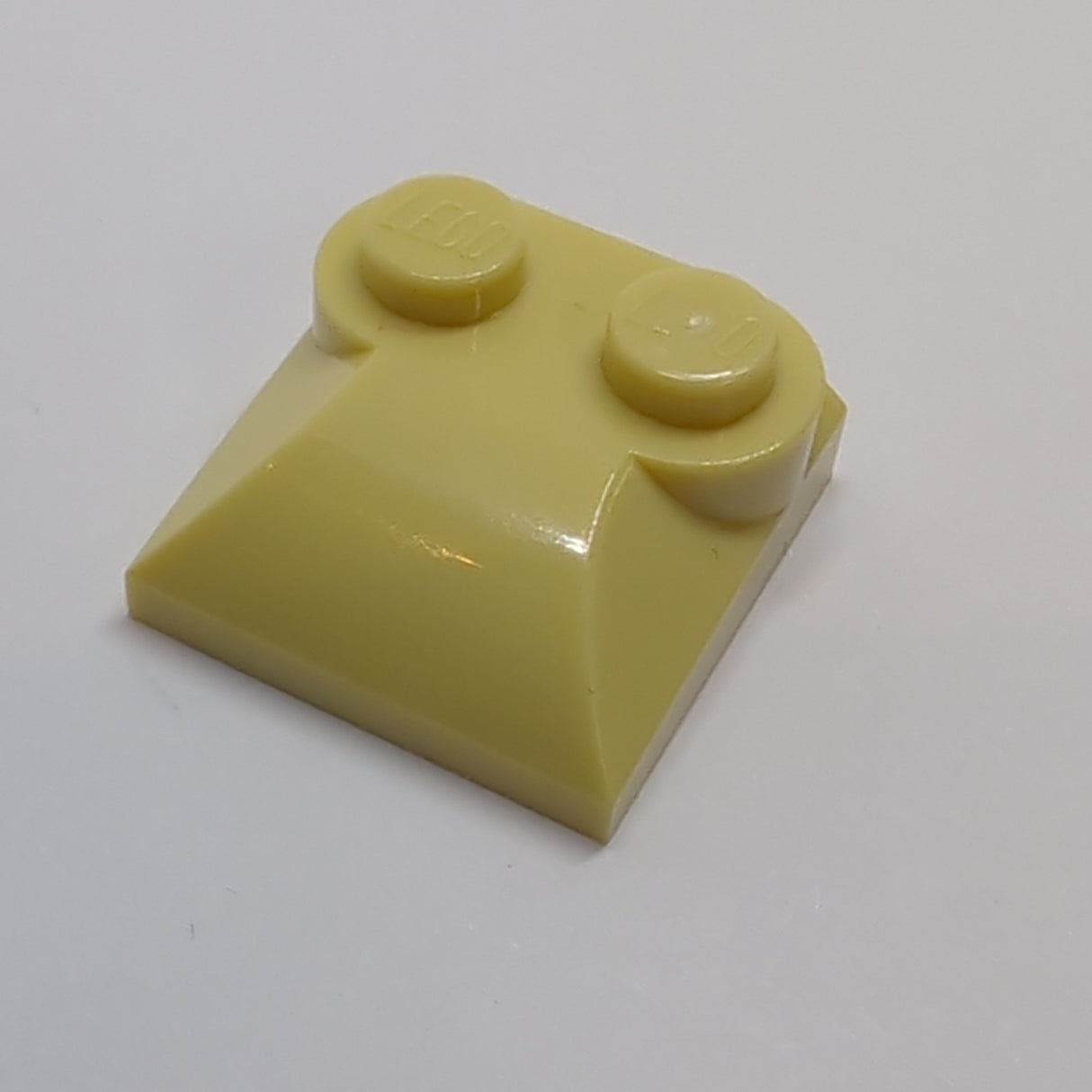 NEU Bogenstein 2 x 2 x 2/3 mit 2 Noppen und gebogenen Seiten beige