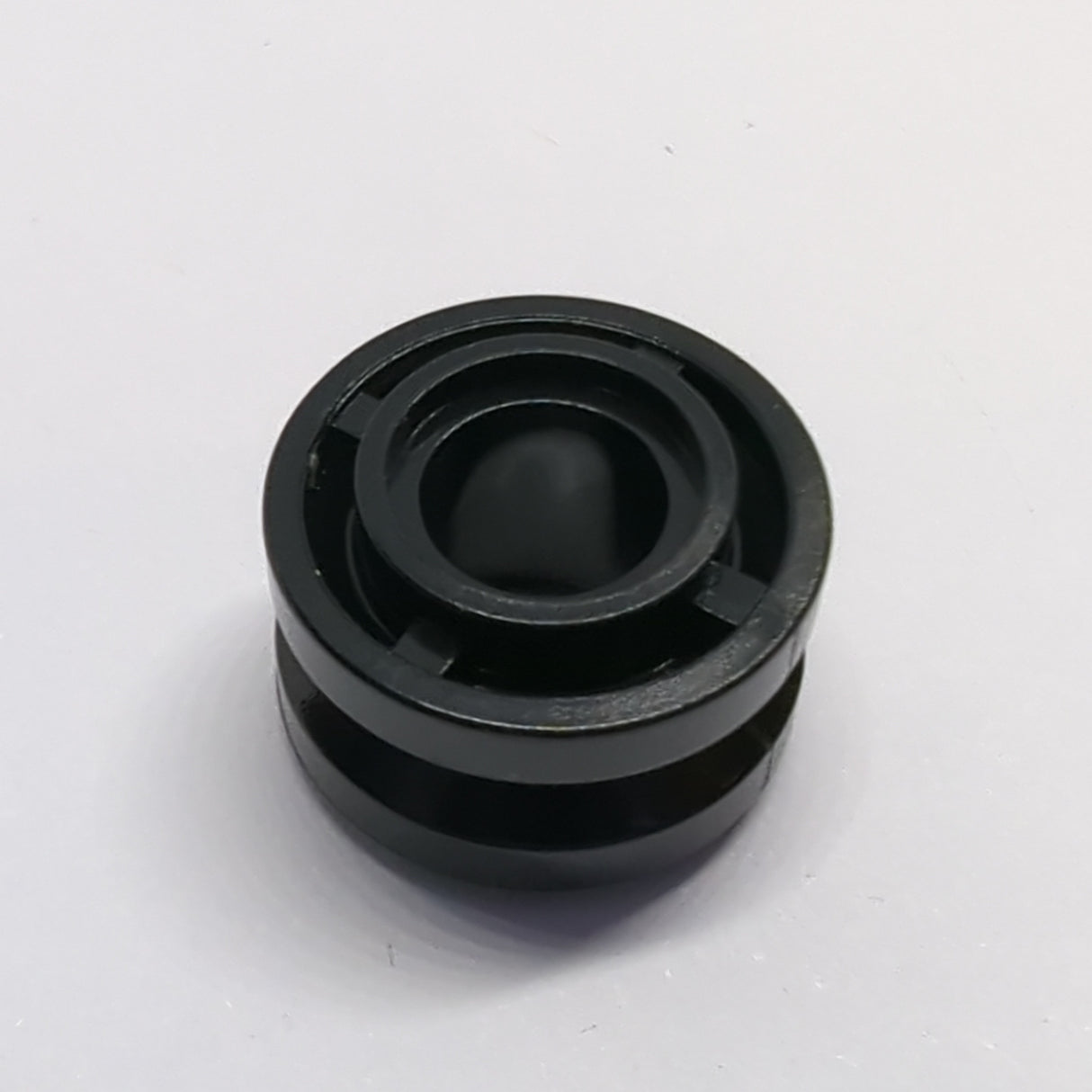 NEU Rad 11 x 8 mm mit Mittelrille schwarz