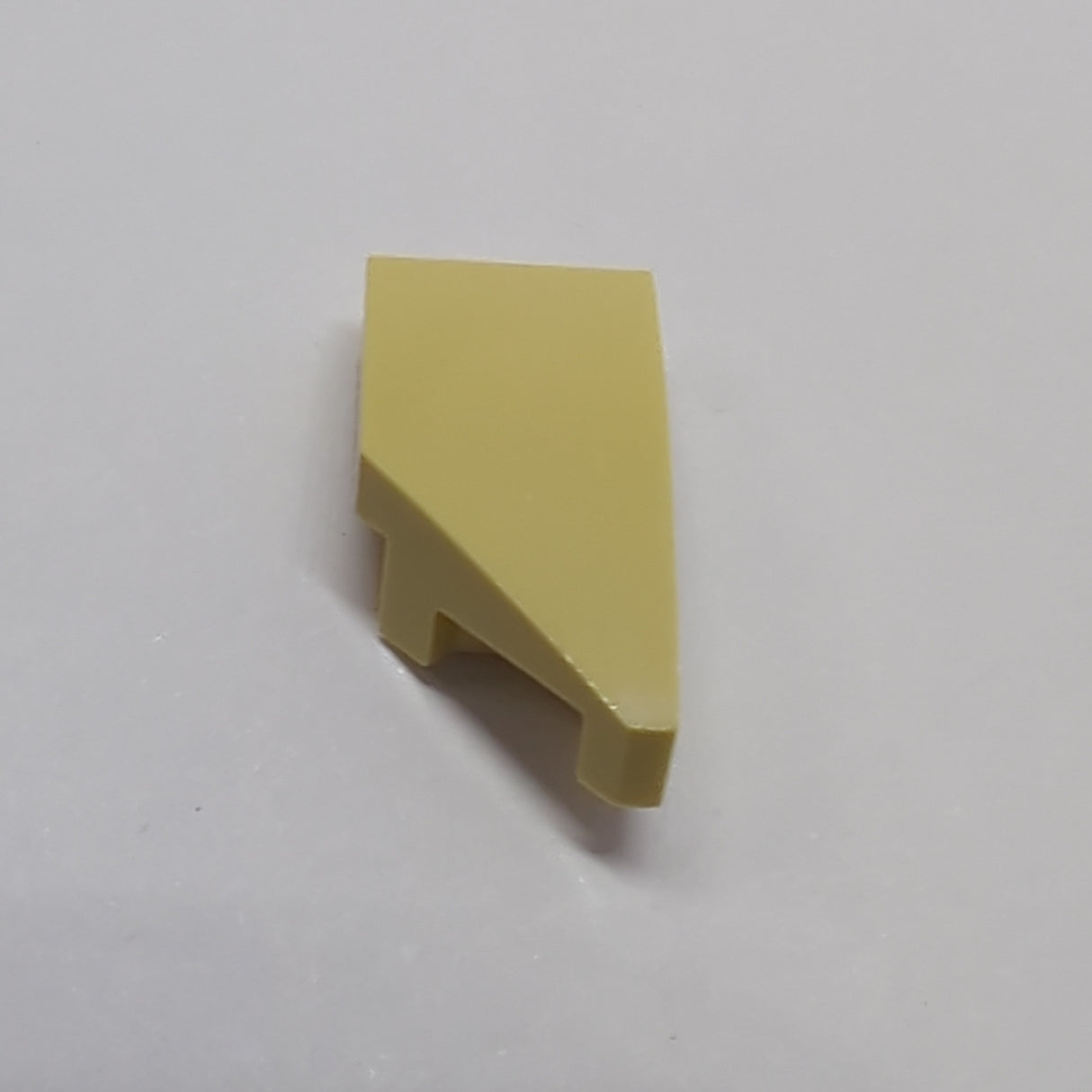 NEU Fliese gebogen Keil 2x1x2/3 Rechts beige