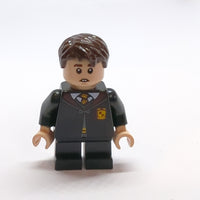 NEU Neville Longbottom - Gryffindor Robe Clasped, Black Short Legs