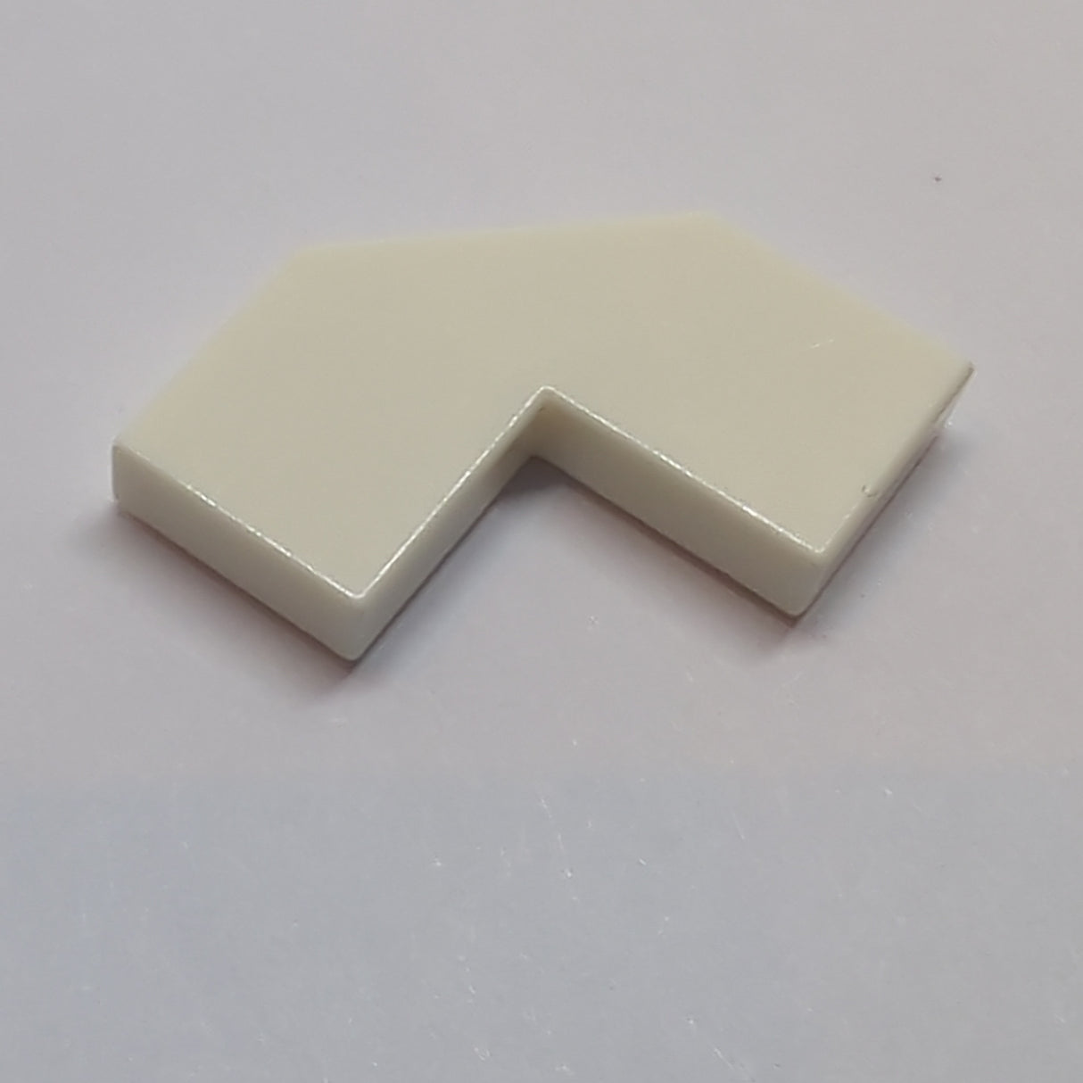 NEU Fliese, Modifiziert Facette 2 x 2 weiss