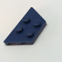 NEU Wedge, Plate 2 x 4 dunkelblau dark blue