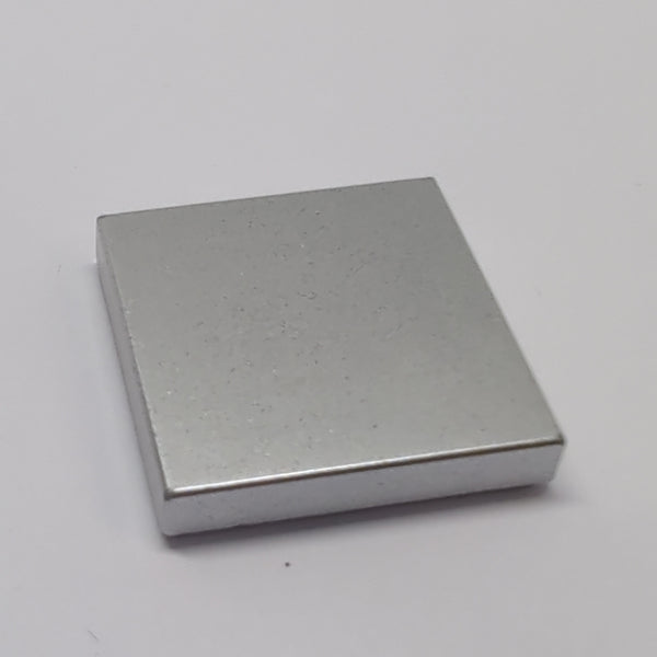 NEU Tile 2 x 2 with Groove silbermetallic metallic silver