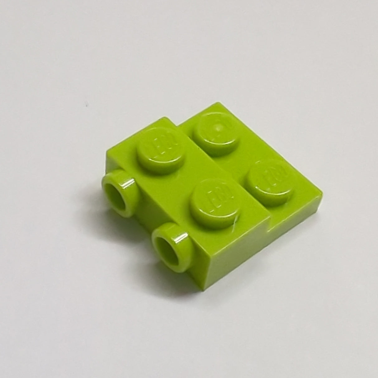 NEU Plate, Modified 2 x 2 x 2/3 with 2 Studs on Side lindgrün lime