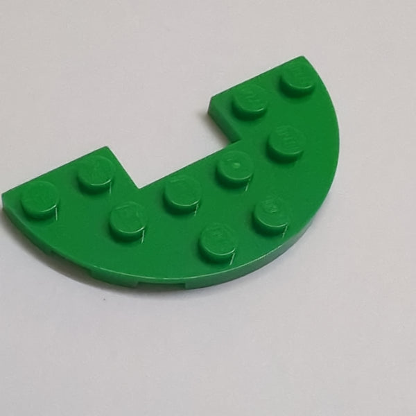 NEU Plate, Round Half 3 x 6 with 1 x 2 Cutout grün green