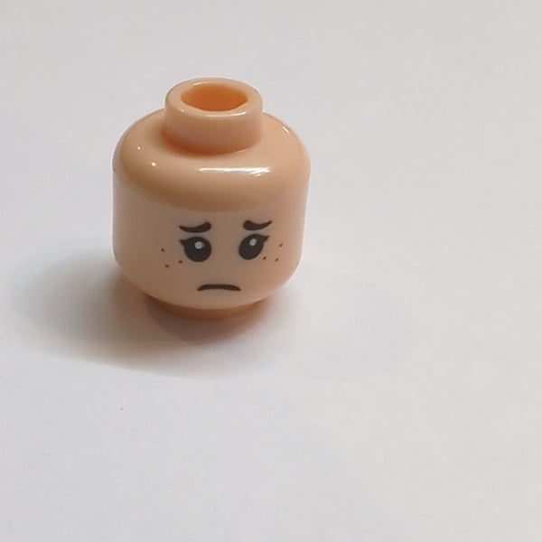 NEU Minifigure, Head Dual Sided Child Black Eyebrows, Freckles, Happy / Sad Pattern - Hollow Stud hellnougat light nougat