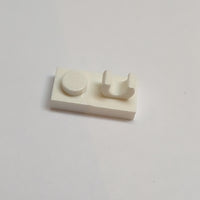 NEU Plate, Modified 1 x 2 with Open O Clip on Top weiss white