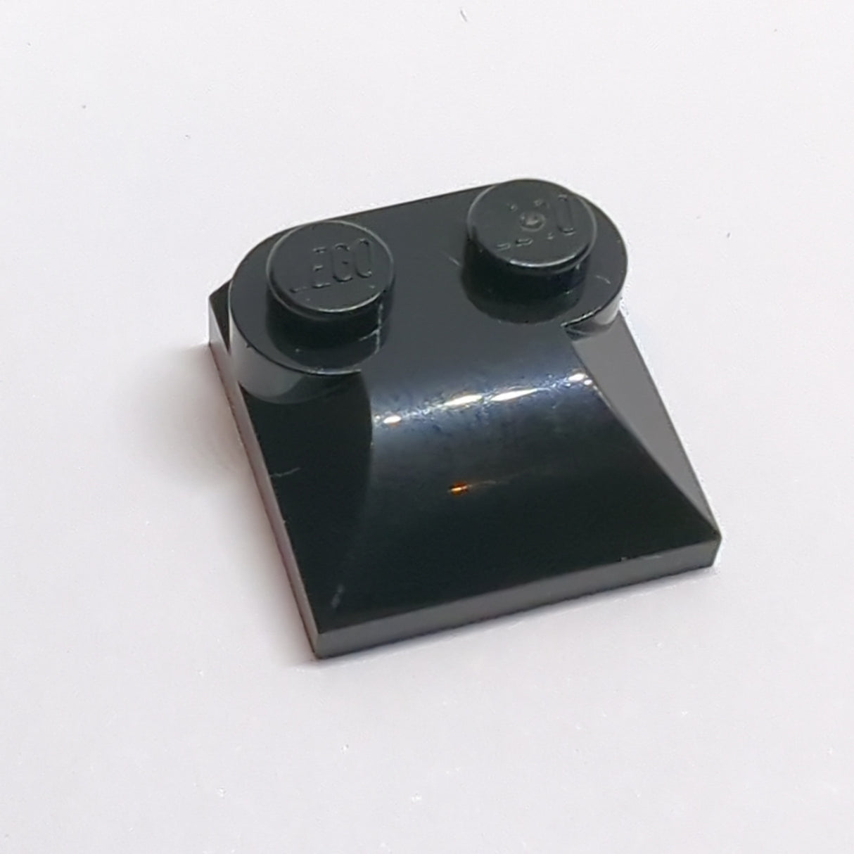 NEU Bogenstein 2 x 2 x 2/3 mit 2 Noppen und gebogenen Seiten schwarz