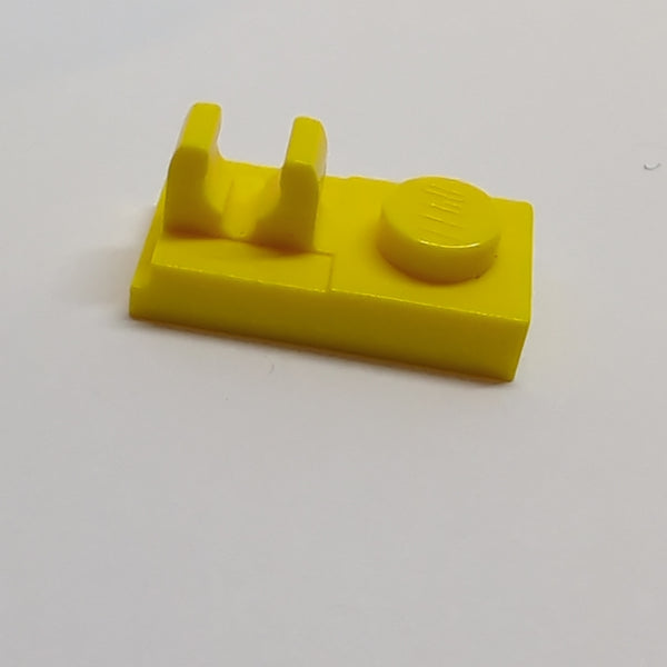 1x2 modifizierte Platte mit Clip oben, mit Schlitz gelb yellow