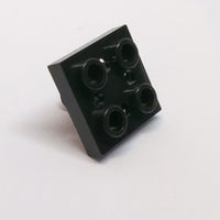 2x2 modifizierte Platte mit Pin auf Unterseite,  Kleine Löcher in der Platte und Verriegelungsfinger schwarz black