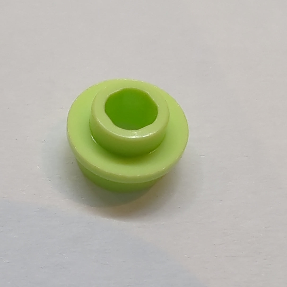 NEU Platte, rund 1 x 1 mit offener Noppe mintgrün