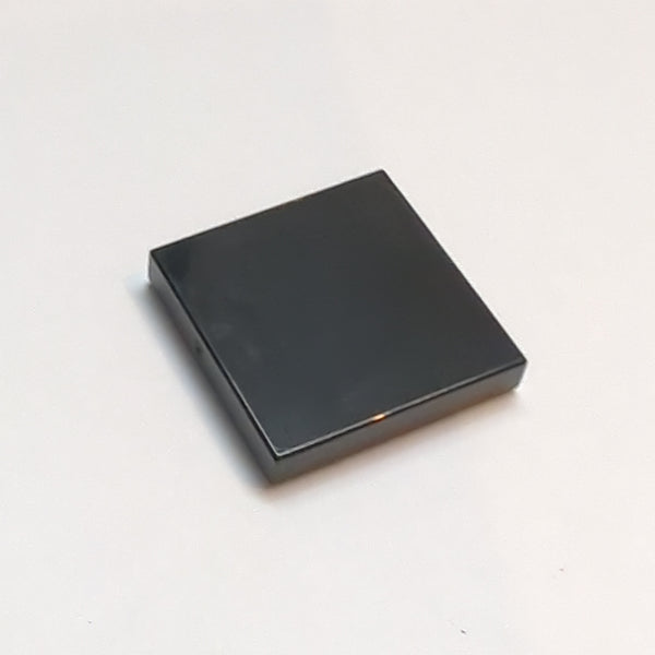 NEU Tile 2 x 2 with Groove schwarz black