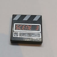 2x2 Fliese bedruckt mit 'SCENE 3' and White 'LEGO', Check Mark and Stripes Film Slate Pattern schwarz black