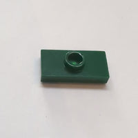 1x2 modifizierte Fliese/Platte mit Noppe mit Nut mit Noppenhalter (unten) dunkelgrün dark green