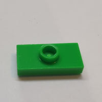 1x2 modifizierte Fliese/Platte mit Noppe mit Nut mit Noppenhalter (unten) mediumgrün bright green