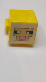 Kreaturenkopf pixelig mit schwarz-weißen Augen, leuchtend rosa Nase, hellbraunem Gesicht mit dunkelbrauner Umrandung auf weißem Hintergrundmuster Minecraft Schaf gelb