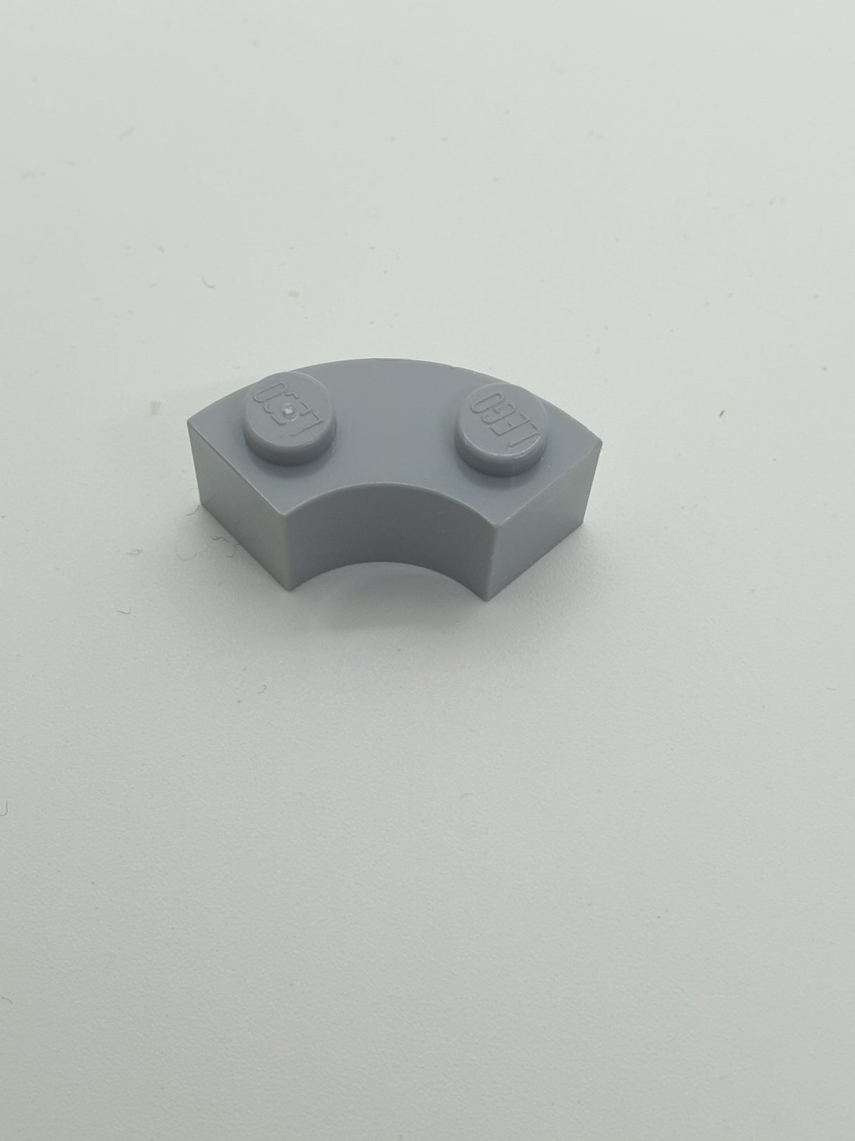 NEU Stein rund, Ecke 2 x 2 Macaroni mit Noppen Halter und verstärkter Unterseite, neuhellgrau