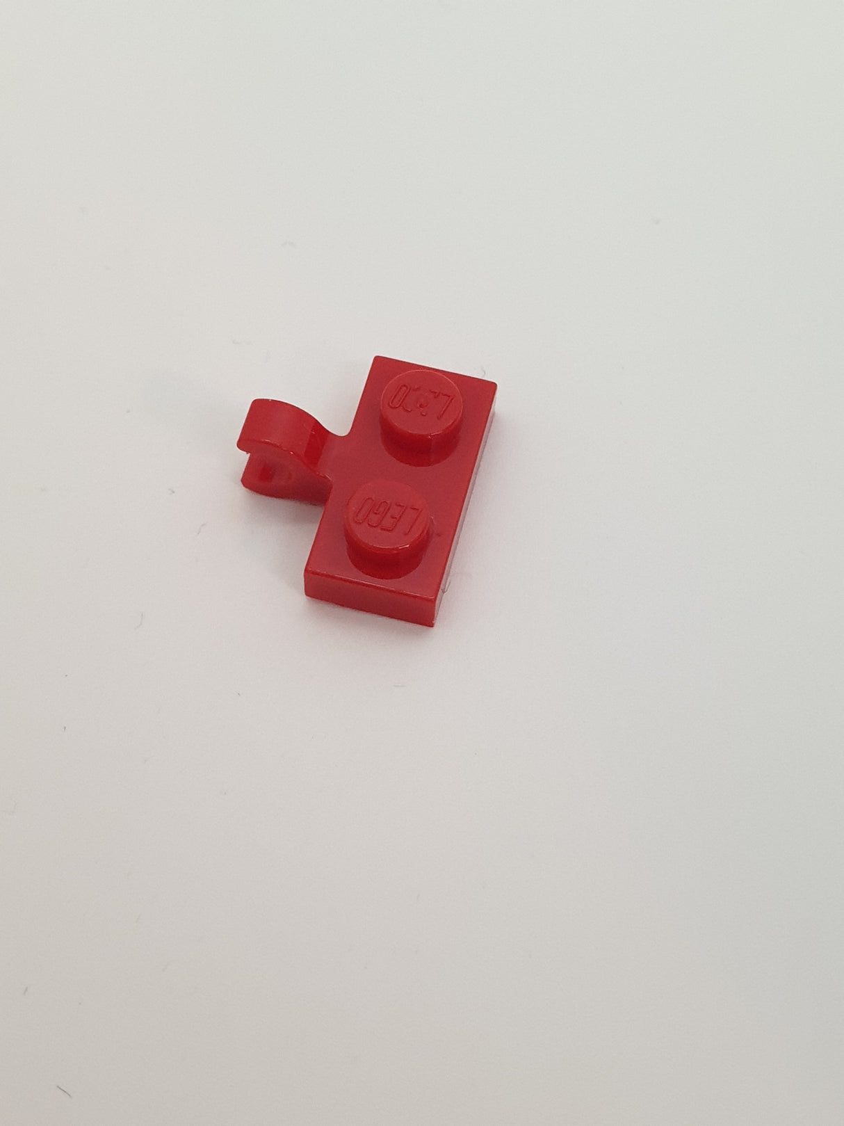 NEU Platte, modifiziert 1 x 2 mit Clip, seitlich horizontal rot