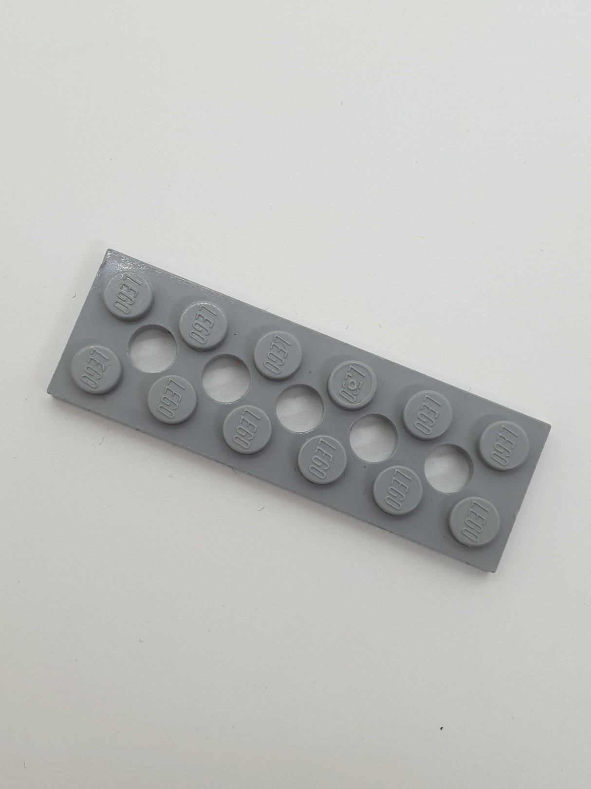 NEU Technik, Platte 2 x 6 mit 5 Löchern neuhellgrau