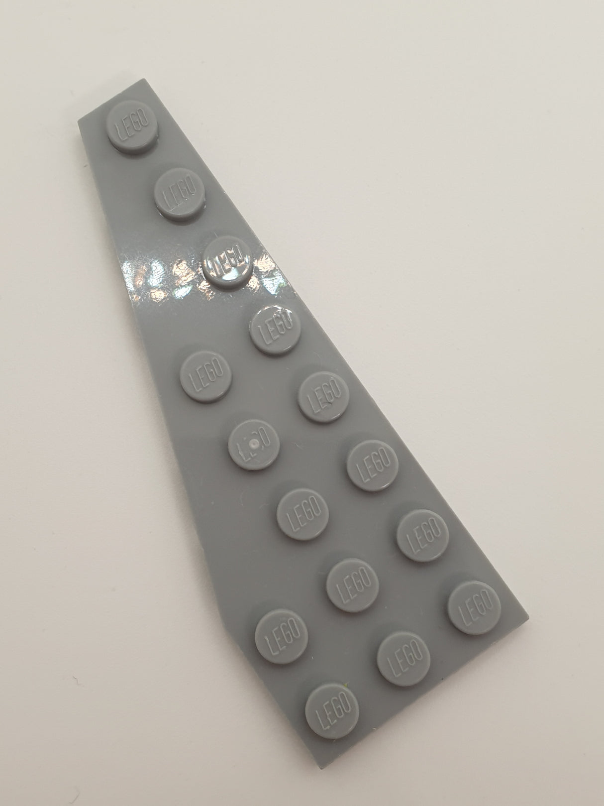 NEU Platte modifiziert, Flügel 8 x 3 Pentagonal links neuhellgrau