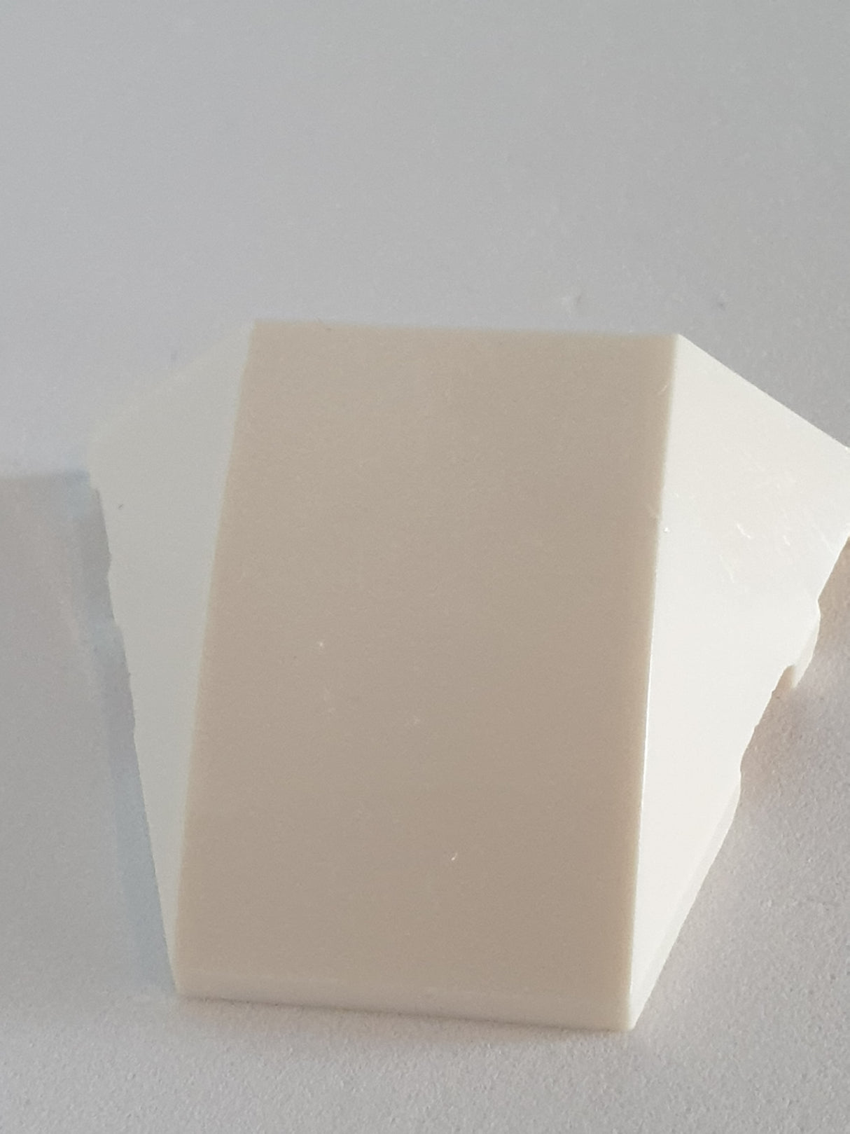 NEU Keilstein 4 x 3 dreifach gebogen ohne Noppen weiß