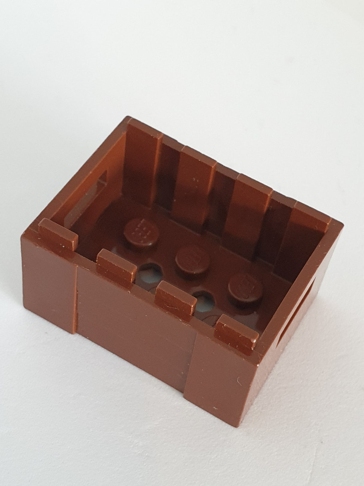 NEU Container, Kiste 3 x 4 x 1 2/3 mit Handgriffen neubraun